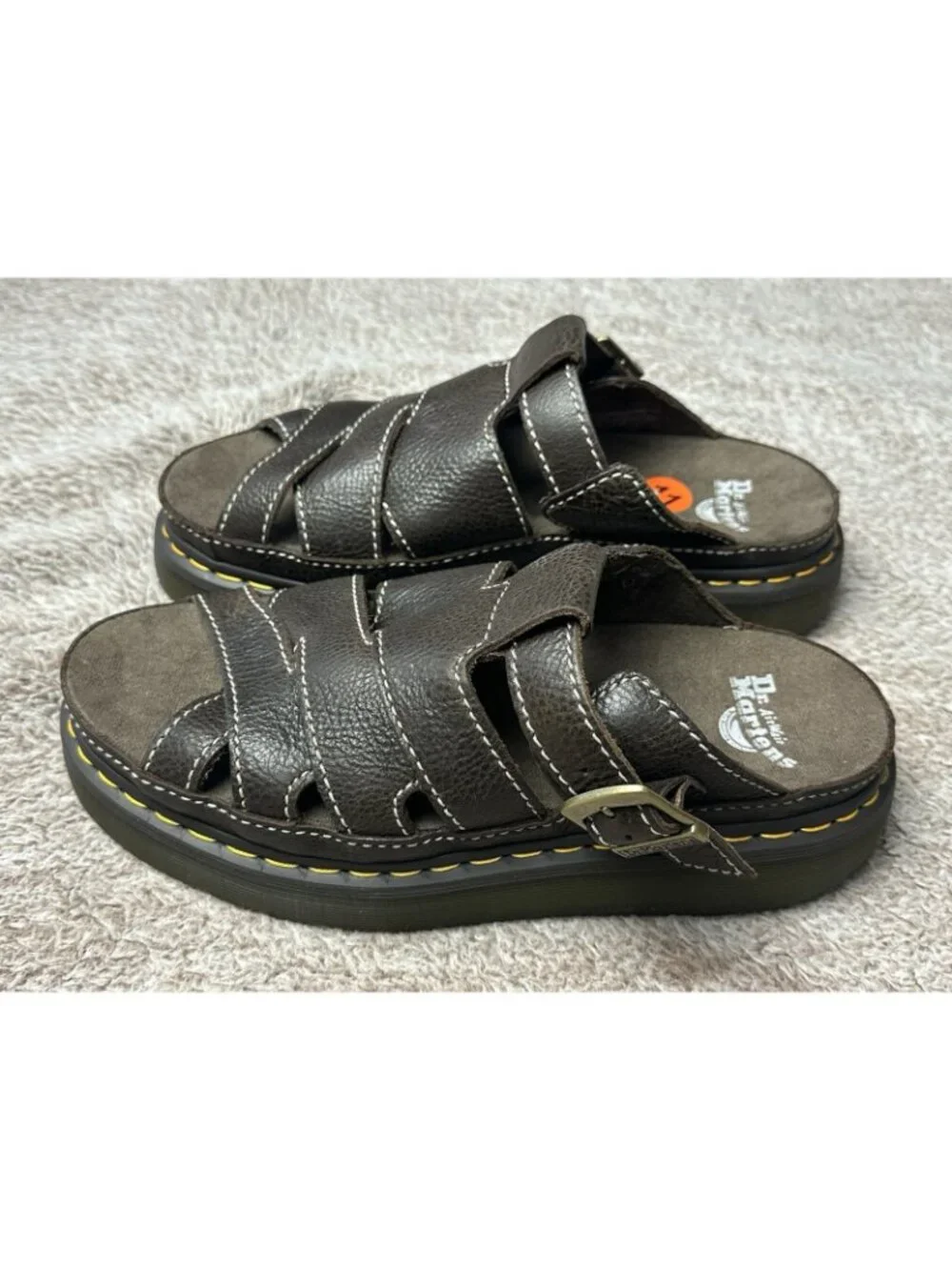 Dr. Martens Maxxy Slide buckled leather chunky sandal shoes brown NWOB size 11